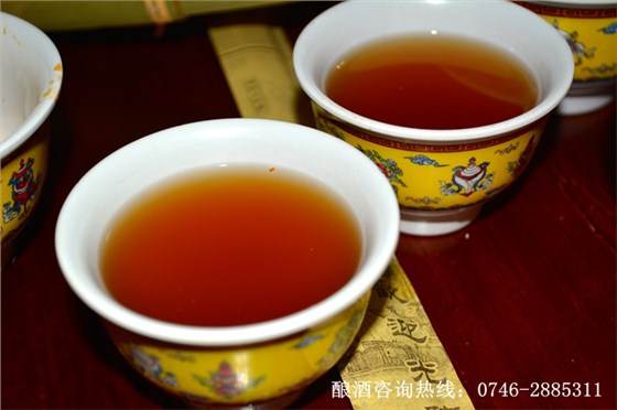 「釀酒設(shè)備廠(chǎng)家」青稞發(fā)酵酒怎么做？