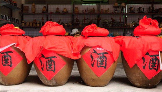 【米酒制作設(shè)備】如何打開散裝酒的市場