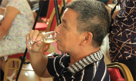 【燒酒設(shè)備】白酒品評基本流程&mdash;&mdash;嘗