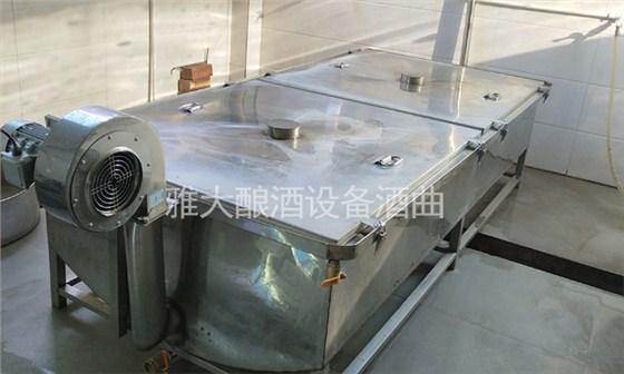 蒸飯攤涼一體床&mdash;&mdash;福建米酒攤涼時注意這4點(diǎn)，降溫迅速不結(jié)團(tuán)