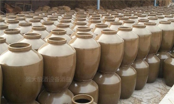 雅大釀酒設(shè)備白酒窖藏答疑&mdash;&mdash;7點(diǎn)答解決白酒窖藏大問題！ 3