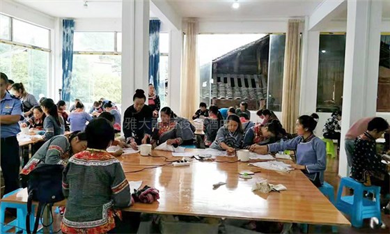 土灶日釀240斤酒要3個(gè)人工，可換上這款糧食釀酒設(shè)備后&hellip;&hellip;-03