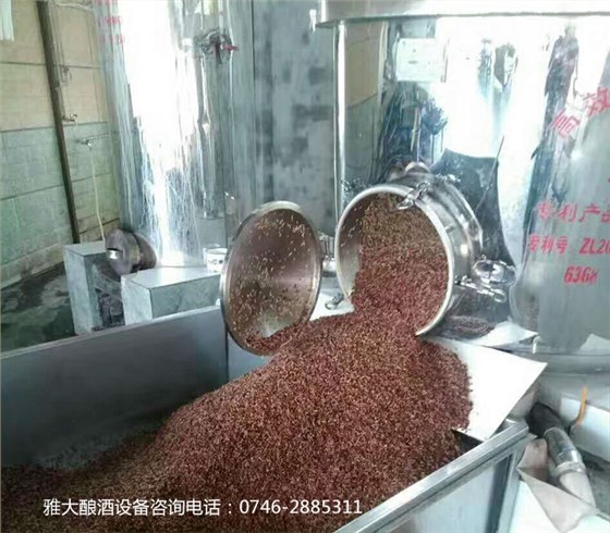 「大型釀酒設(shè)備」您知道醬香型白酒重陽下沙是什么意思嗎？-03側(cè)開口固態(tài)釀酒設(shè)備