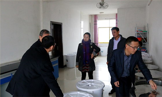 雅大果酒產(chǎn)業(yè)創(chuàng)新發(fā)展座談會(huì)于12月4日在雅大隆重召開！-10