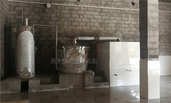 冬季白酒銷售旺季，用小型酒廠釀酒設(shè)備做的純糧酒銷量直線上漲！-03