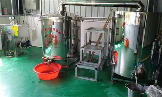 采購(gòu)會(huì)計(jì)陳總借助雅大釀酒設(shè)備從釀酒小白蛻變成釀酒大師全過程！-06