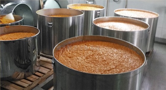 雅大大型釀酒設(shè)備廠家將瓜蔞肉釀成酒，讓果農(nóng)的利潤翻幾倍！-06