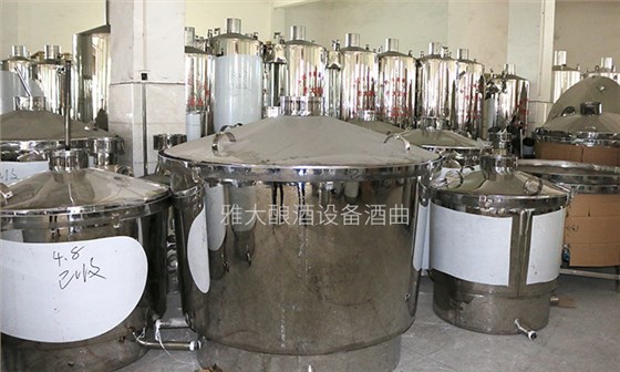 2019想回家辦個酒廠，釀酒設(shè)備價格貴不貴？-05-設(shè)備廠
