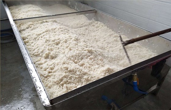 將大米蒸熟致無(wú)白心