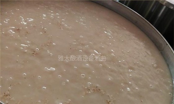 用白酒釀酒設備釀酒過程中加水屬于造假嗎？ 3