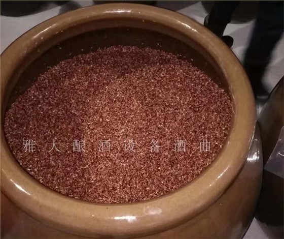 用蒸餾釀酒設備做固態(tài)高粱酒要加稻殼嗎，兩者口感有什么不同？ 3