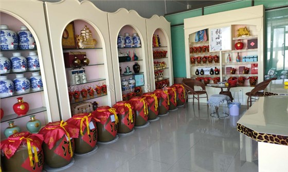 現(xiàn)蒸現(xiàn)賣的釀酒門店，酒種要多樣化5