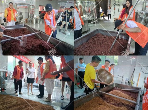 炎熱的天氣，依然攔不住雅大釀酒設(shè)備廠家學(xué)員學(xué)習(xí)釀酒的熱情 3