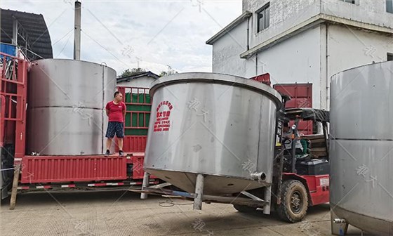 在家吹空調(diào)不香嗎，他們?yōu)槭裁疵爸崾顏硌糯罂疾欤?7