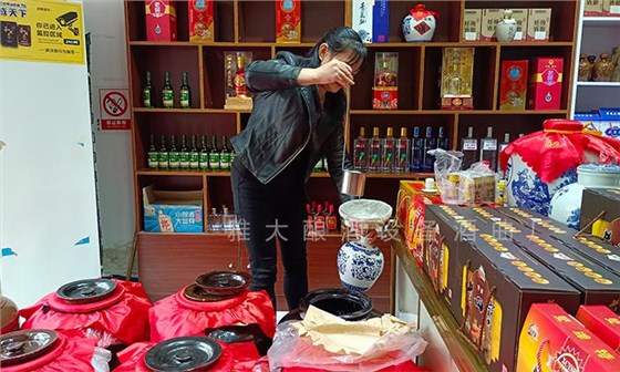 夏季用不銹鋼釀酒設(shè)備做酒，這3大白酒市場一定要把握??！6