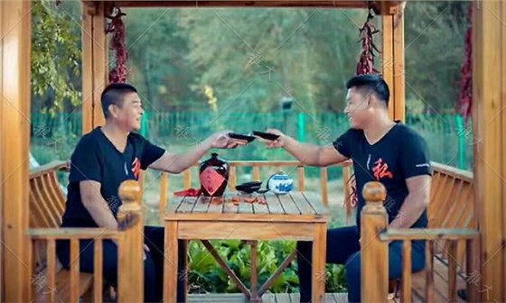 中年男人喝白酒要注意啥？用燒酒設(shè)備做酒的老師傅告訴您答案5