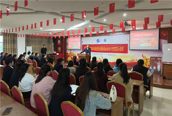 湖南省勞模蔣水生赴長參加表彰歡送儀式 2