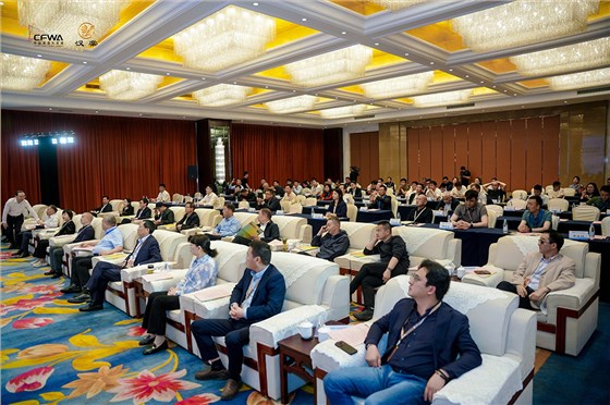 2025第四屆中國果酒大獎(jiǎng)賽發(fā)布會(huì)暨漢棠酥梨酒業(yè)功能型酒項(xiàng)目啟動(dòng)儀式 1