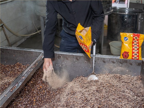 五糧酒釀造技術(shù)分享，整粒發(fā)酵 vs 粉碎發(fā)酵哪種工藝更好？ 5