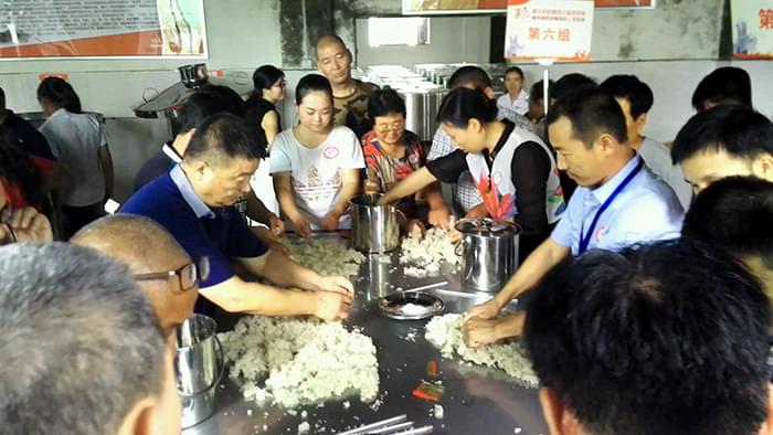 【白酒生產(chǎn)設備】糯米酒 月子水酒 特有的制作&mdash;&mdash;拌曲