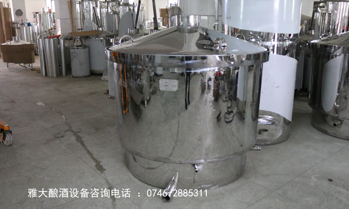 2018年想開(kāi)酒廠(chǎng)，需要哪些白酒釀酒設(shè)備，廠(chǎng)房怎樣規(guī)劃