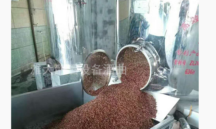 固態(tài)側(cè)開口燒酒設(shè)備&mdash;&mdash;出料、出糟方便