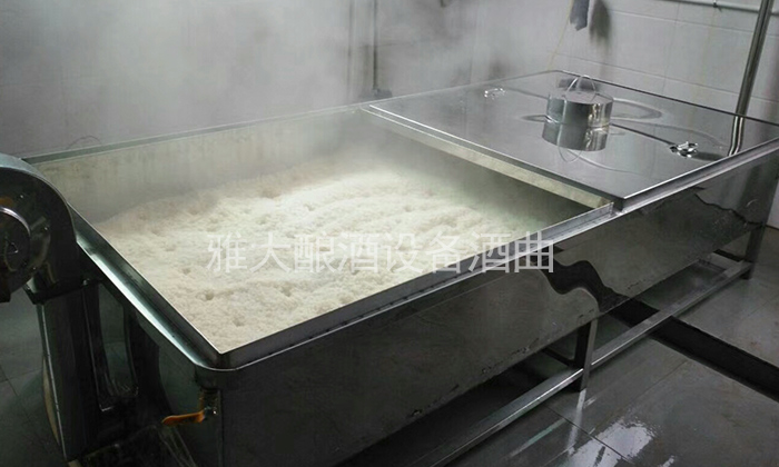 烤酒設(shè)備/福建米酒&mdash;&mdash;雅大蒸飯攤涼一體床 燜熟