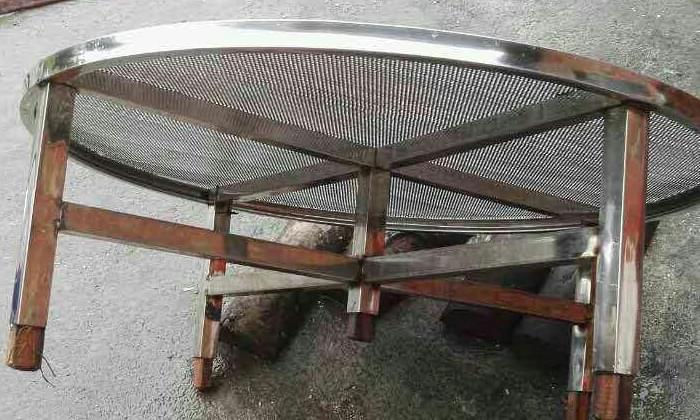 雅大烤酒設備上的蒸墊是做什么的？