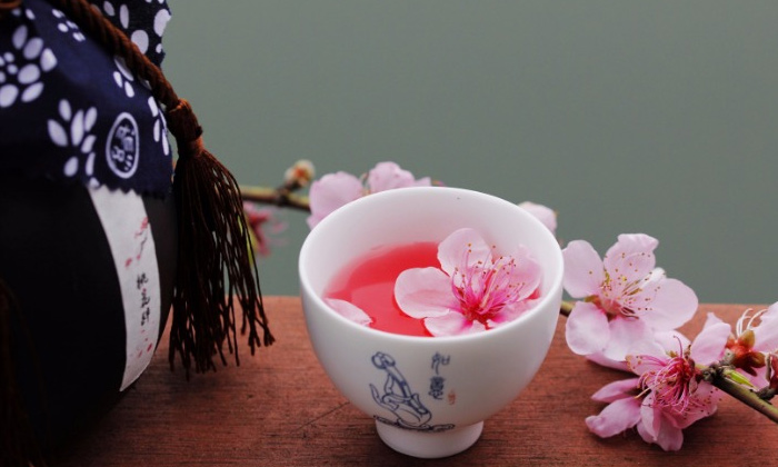 「白酒設備」低度綠色、口感豐富的果酒將引領酒類市場新風口