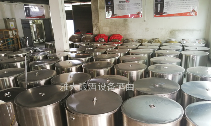 4步教您用糧食釀酒設(shè)備做固態(tài)玉米酒，純實(shí)操！-07