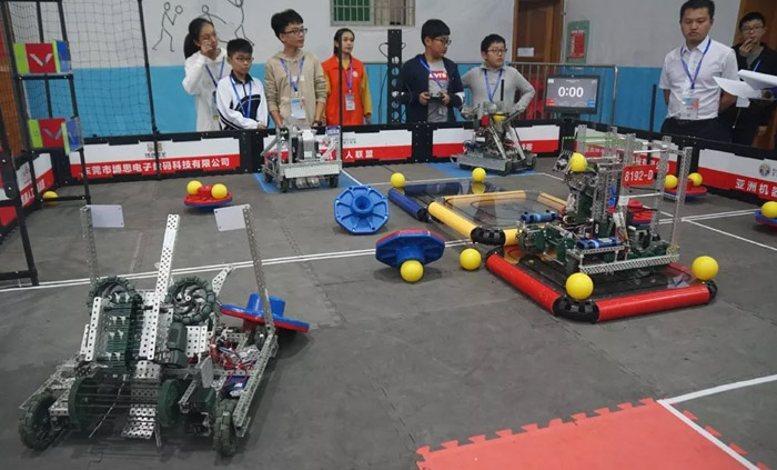 22-&ldquo;永州新名片&rdquo;走向世界！雅大有幸受邀參加首屆機器人大賽！2