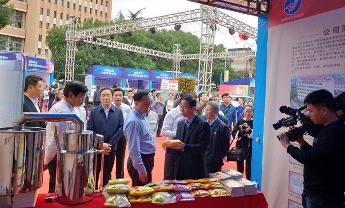 22-&ldquo;永州新名片&rdquo;走向世界！雅大有幸受邀參加首屆機器人大賽！雅大