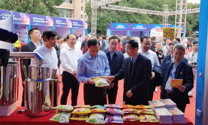 22-&ldquo;永州新名片&rdquo;走向世界！雅大有幸受邀參加首屆機器人大賽！雅大2