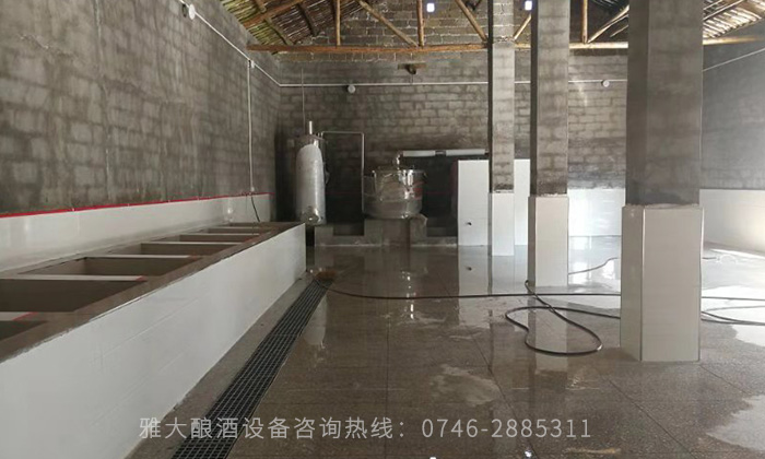 饒總用專業(yè)釀酒設(shè)備做洞藏酒，半年后洞天醇成為當(dāng)?shù)卣信坡糜尉包c(diǎn)-05