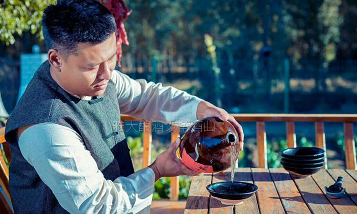 2019想要個(gè)這樣的院子，用雅大釀酒設(shè)備做酒，把生活過(guò)成詩(shī)-06