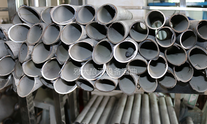 注意?。?019這6大因素將影響釀酒設(shè)備價(jià)格-01-304級品級不銹鋼設(shè)備