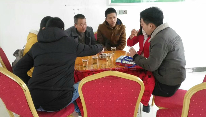 21-子不承父業(yè)，一心學(xué)釀酒，開貨車考察雅大糧食釀酒設(shè)備并喜提回家1