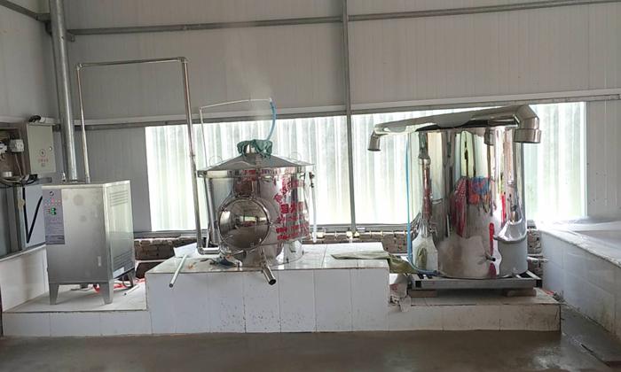 自從朱大哥換了這款小型白酒設(shè)備后，生意突然火了起來！ 4