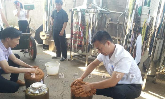 只需一套烤酒設(shè)備，就能做出正宗的廣東客家娘酒！ 7