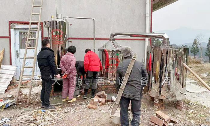 有一種孝順，叫做給父母換套白酒釀造設備 5