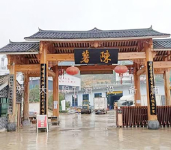 大型釀酒設(shè)備釀紅薯渣酒，邊腳料瞬間變廢為寶