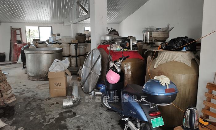 臟亂差的小作坊，讓人不想去消費(fèi)