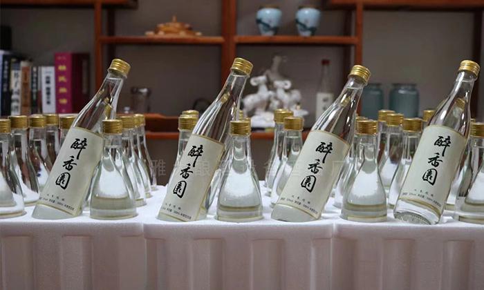 中國(guó)白酒香型的地域演變與工藝創(chuàng)新 10