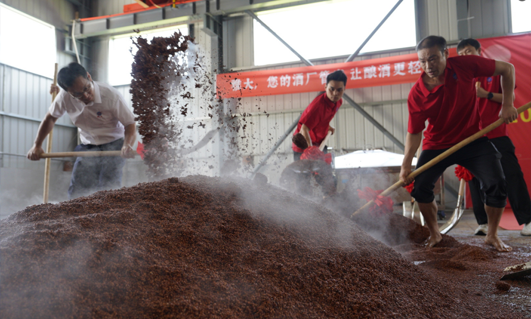 【共聚同心&middot;共鑒新程】雅大與湖南科技學院聯(lián)合舉行實習實踐基地掛牌 6