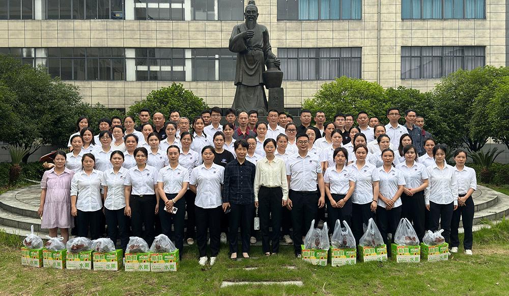 粽情端午，&ldquo;瓶&rdquo;添趣味&mdash;&mdash;雅大2025職工慰問活動別樣精彩 7