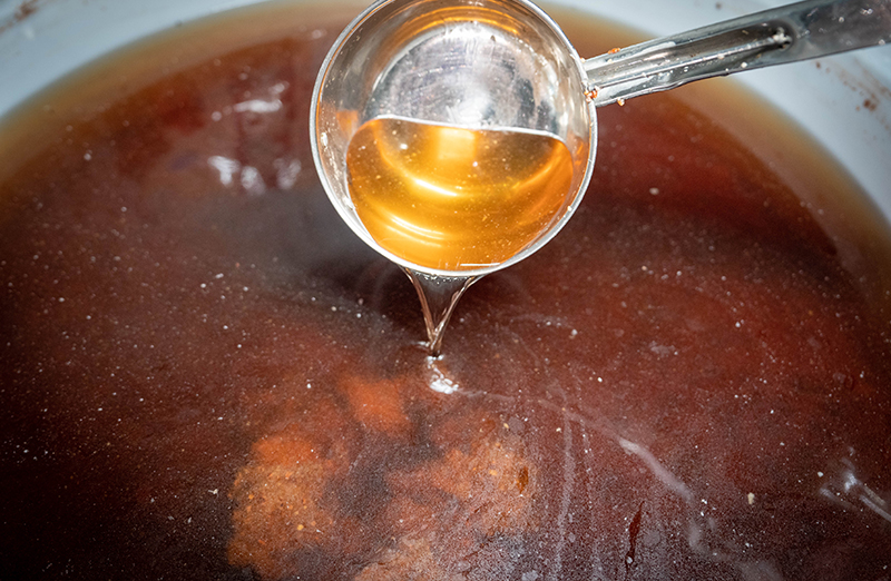 發(fā)酵好的五色米酒