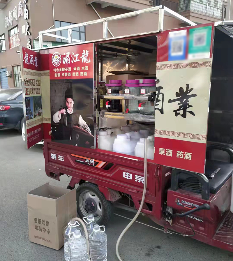 退役軍人返鄉(xiāng)釀酒，他用一壇&ldquo;丁郎酒&rdquo;釀出家鄉(xiāng)致富路！ 5