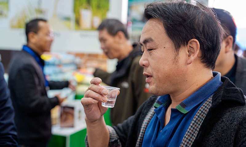 五糧液29度酒兩月破億：不是年輕人不喝白酒，而是你的酒不夠&ldquo;對味&rdquo; 3